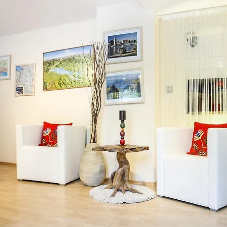 Reutiner Hof 2* Λιντάου