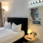 Reutiner Hof 2* לינדאו